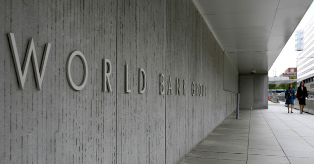 World Bank growth projection, Sub-Saharan growth projection, Oil projection,
