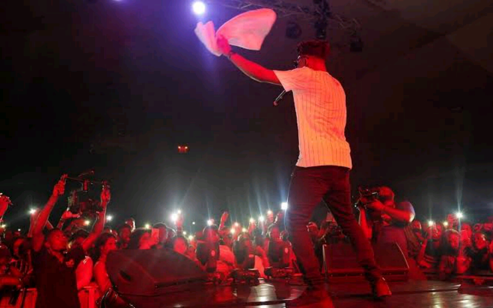 How Nigerian A-list music artists show up for shows in multimillion naira  outfits
