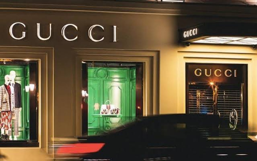 Why Gucci Will Accept Cryptocurrencies – A Preview Of The Future?