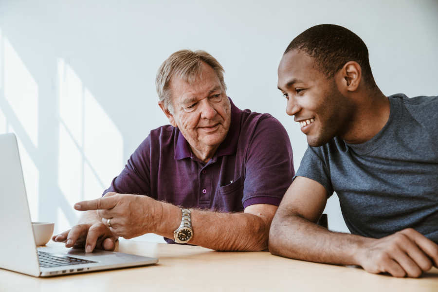 4 free linkedin courses to identify your transferable skills for a new career path
