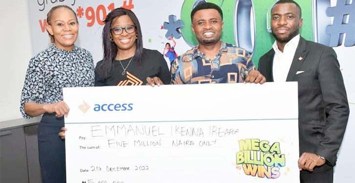 DiamondXtra: Setting The Pace In Reward Schemes