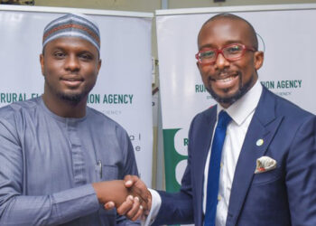 Oando and REA sign MoU on renewable energy access