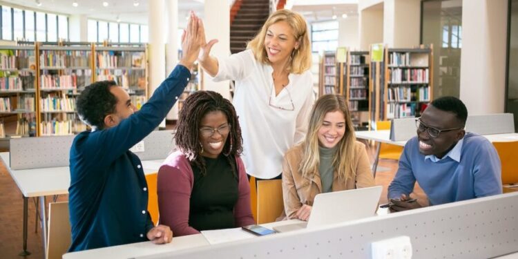 International students, United States, Scholarships