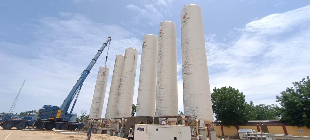 Greenville LNG installs LNG tank and other equipment at 50 MW Maiduguri ...