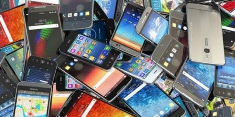More phones hit Nigerian market as approved devices hit 2,112