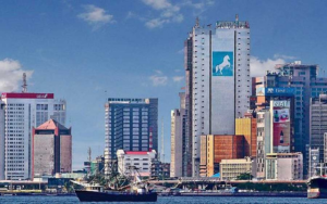 The sliding naira will reduce savings in Nigerian Banks, dampen growth – Economists