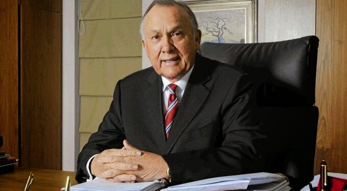 South African billionaire, Christo Wiese sells Shoprite shares worth $49.5M