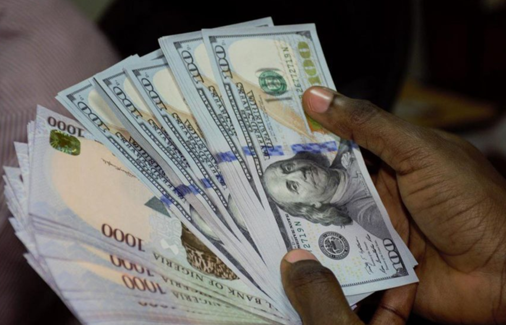 weak-naira-threatens-tinubu-s-1-trillion-economy-ambition-as