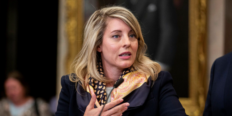 Canadian High Commission suspends operations in Nigeria, issues travel advisory