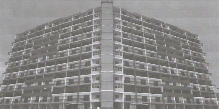 Tension grips prestigious 1004 estate in lagos as resident go on the “warpath”