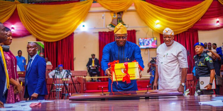 Gov. Makinde presents Oyo state budget of N434.4 billion budget for 2024 