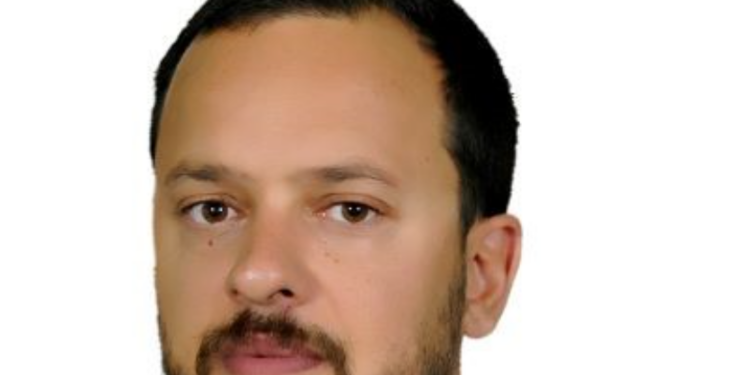 Ilies Larbi, CEO Ouinex