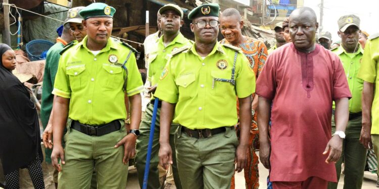 Lagos govt. removes touts from Oshodi, Ikeja-along pedestrian bridges