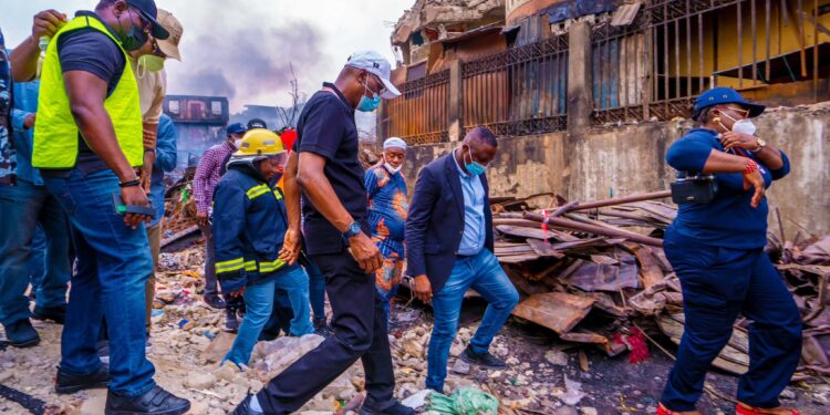 Sanwo-Olu shuts down fire-ravaged Dosunmu market indefinitely, to demolish all unapproved buildings