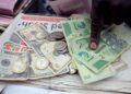 Zimbabwe’s illegal forex traders resume operation after launch of new currency