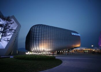 Samsung Electronics to cut up to 30% jobs in global divisions—Report 