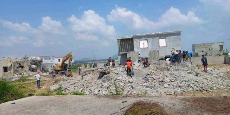 Abuja victims warn buyers against purchasing demolished N200 billion estate land 