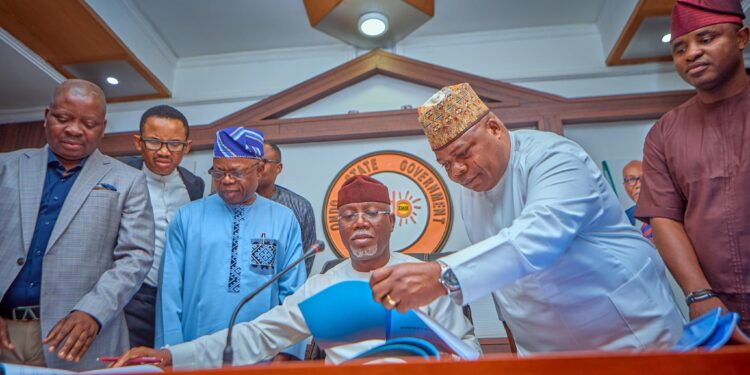 Ondo Governor signs N698.66 billion 2025 budget into law, allocates 62.06% to capital expenditures 