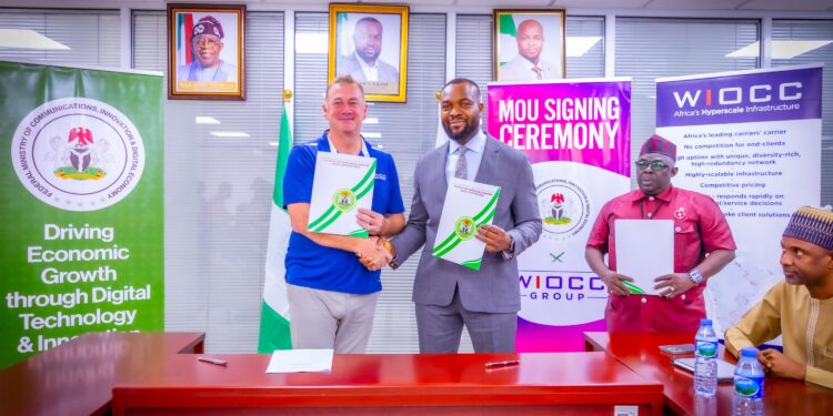 FG, WIOCC sign $10 million MoU to connect 3 million Nigerian homes with broadband fibre connectivity