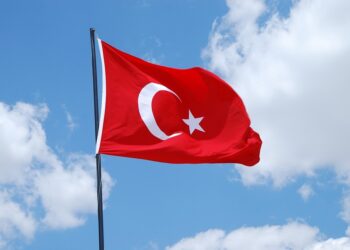 Turkey government offers scholarships for international students without IELTS requirement
