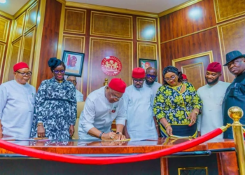 Imo Governor, Hope Uzodimma signs N807 billion 2025 budget into law 