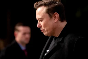 Elon Musk loses $350 billion in one week as SpaceX shares tumble
