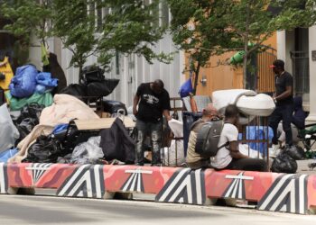 Canada’s immigration body says asylum seekers must prove danger to avoid deportation 