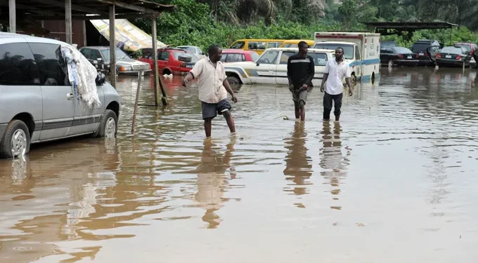 Lagos govt warns of heavy rains, possible flash floods in 2025
