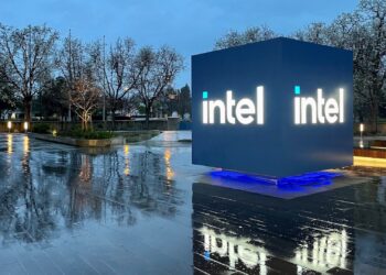 Intel to lay off over 21,000 employees as new CEO begins restructuring