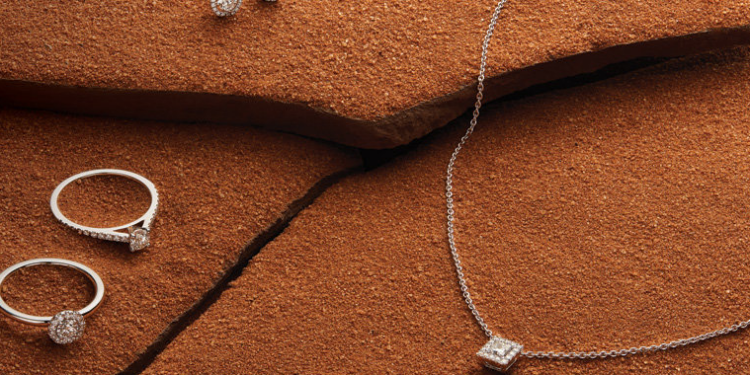 De Beers exits Lab-Grown Diamond market as prices crash 90% from China supply