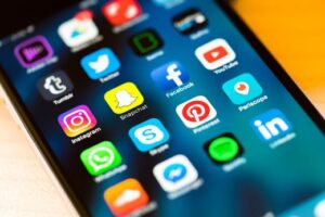 FG’s survey shows 83.4% of Nigerians want social media restriction for children