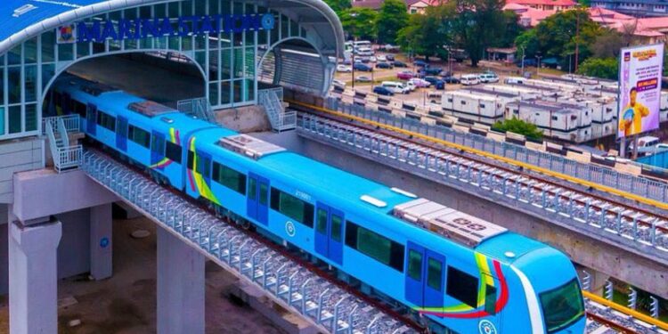 Lagos state to cut Blue Line fares by 50% as ridership tops 5 million in two years