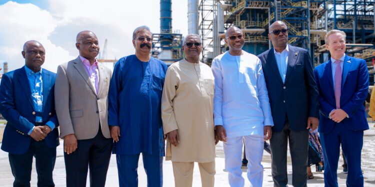 Dangote Refinery private placement draws nearly $2 billion investor requests