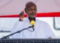 Uganda shuts border with Congo as suspected Ebola cases near 1,000